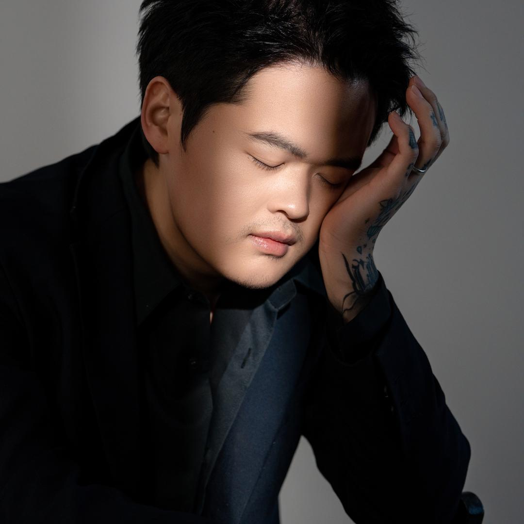 王锋男发