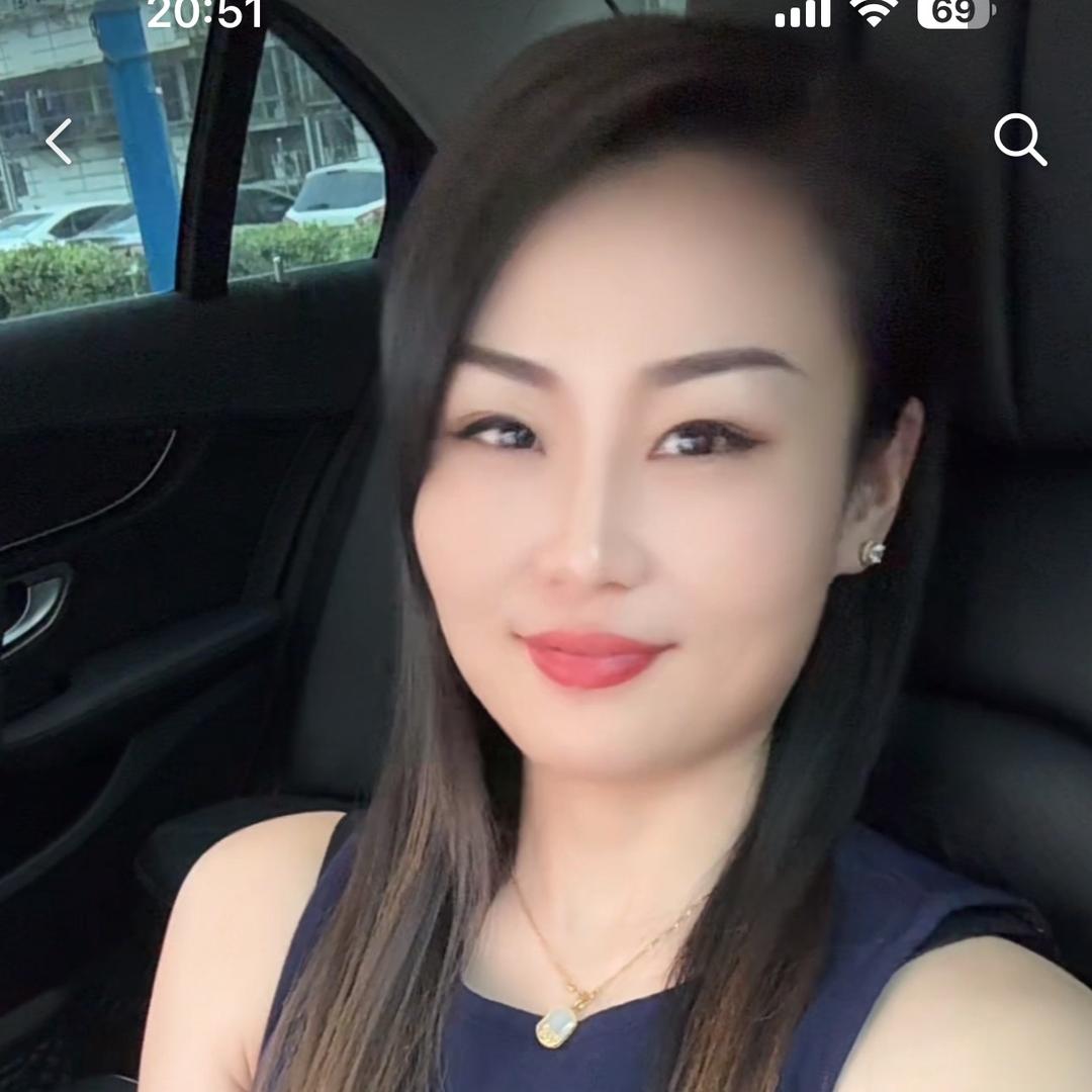 明觉 烧鸡公老板娘 王小姐