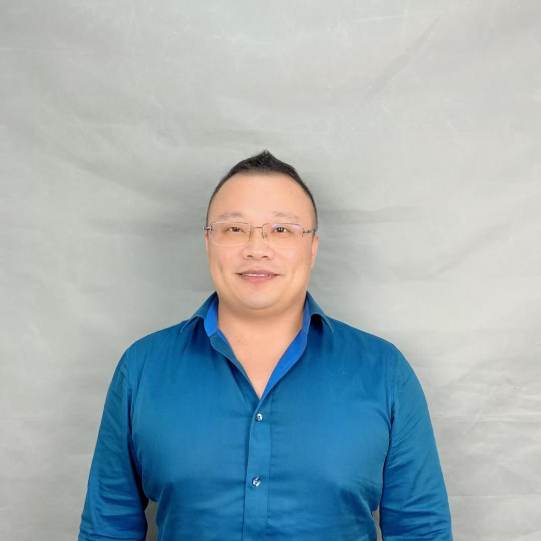 卖房子的胖阿王