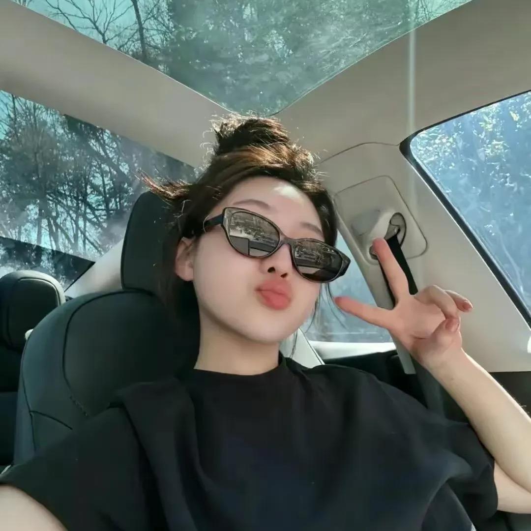 是闹闹吖