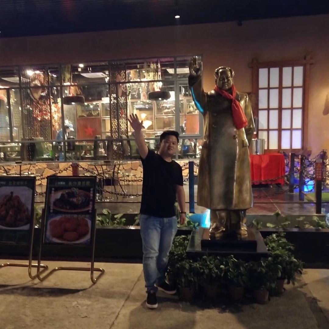 李呵呵(百草湘卤菜）