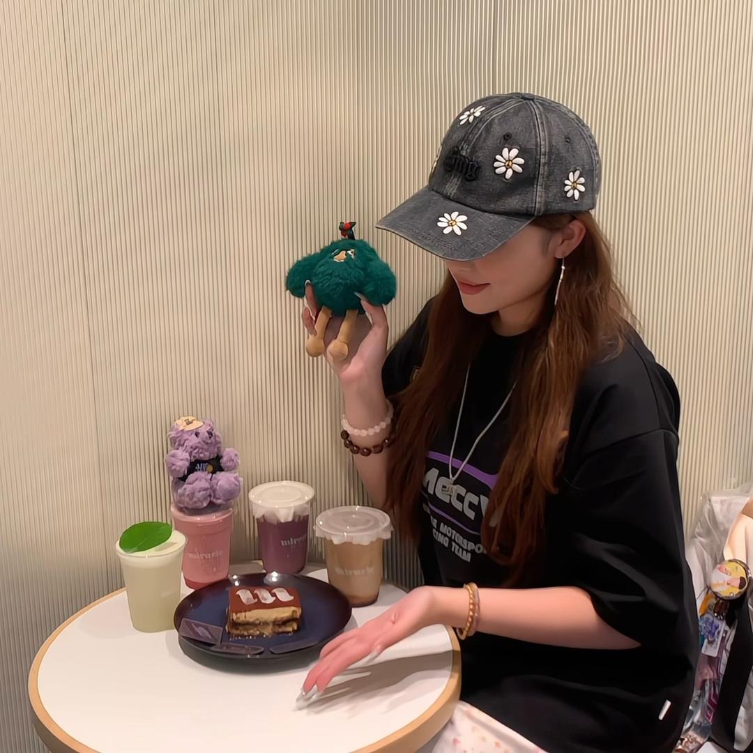 孤单听雨的猫💜