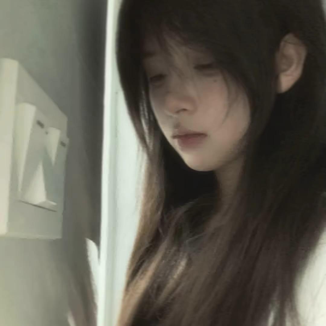 棱晓.