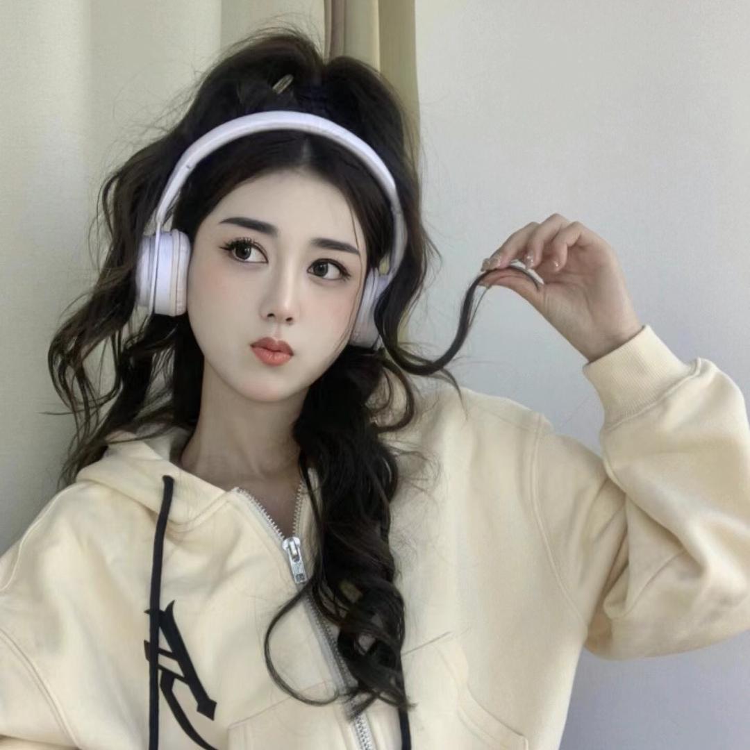 郑州市二七区橘听服装店