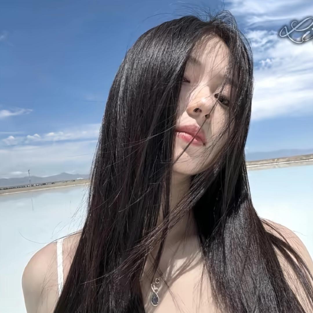 1女的.