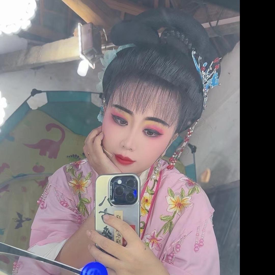 杨🎀大大《承蒙厚爱》