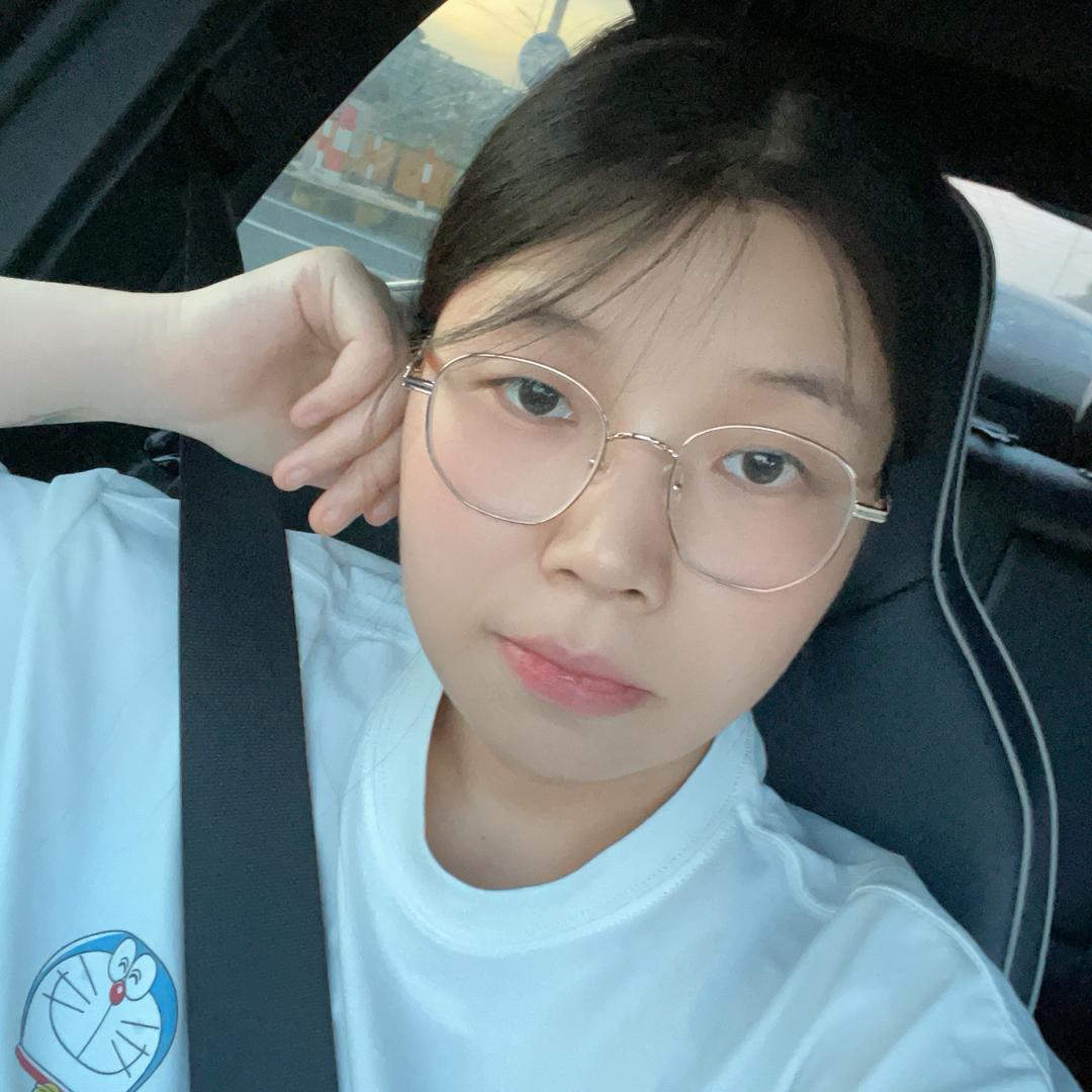 小赵（专车女司机）