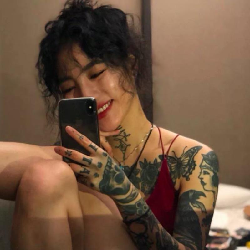 倩倩是个纹身师