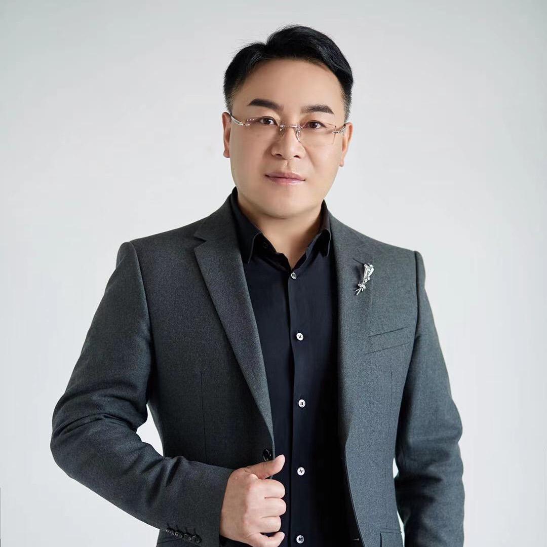 大爱团李新伍