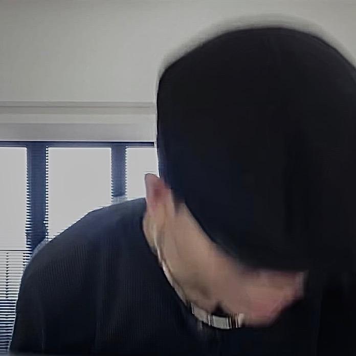 09