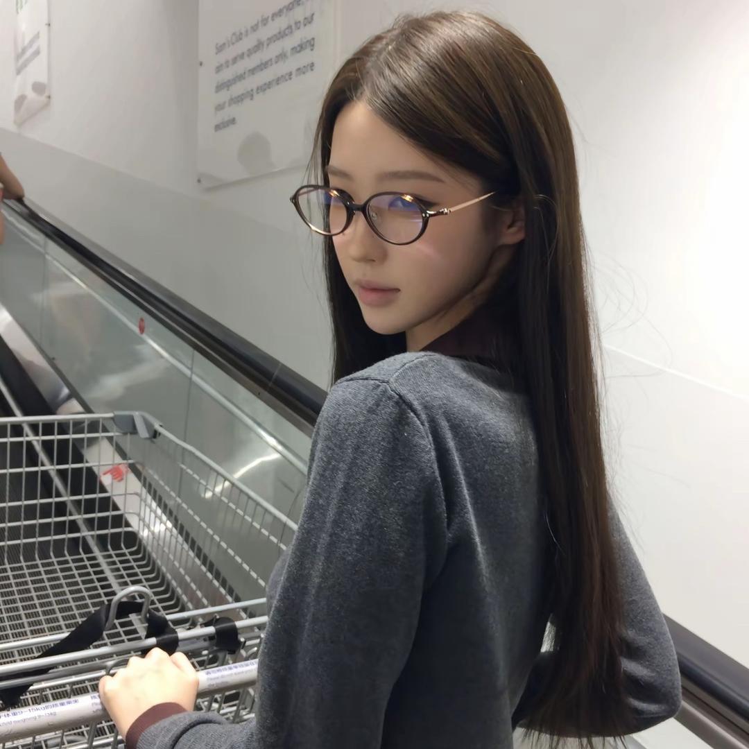 马丽莲懵露