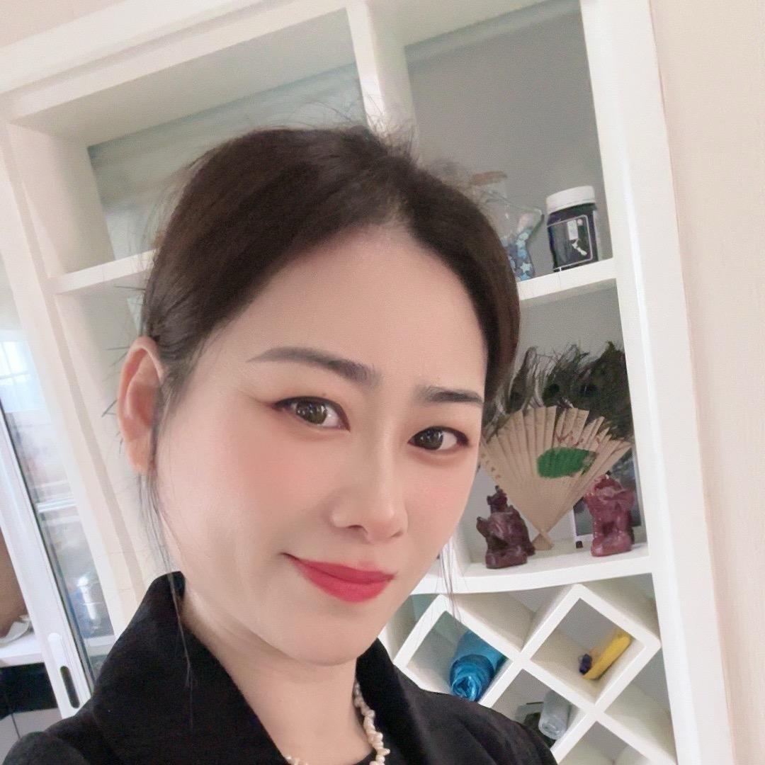 李小菲
