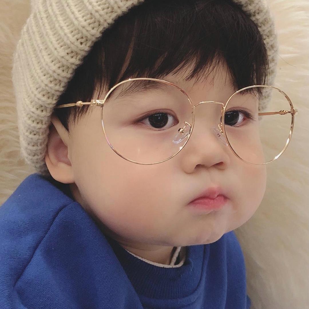 ㅤㅤㅤㅤㅤㅤㅤF .