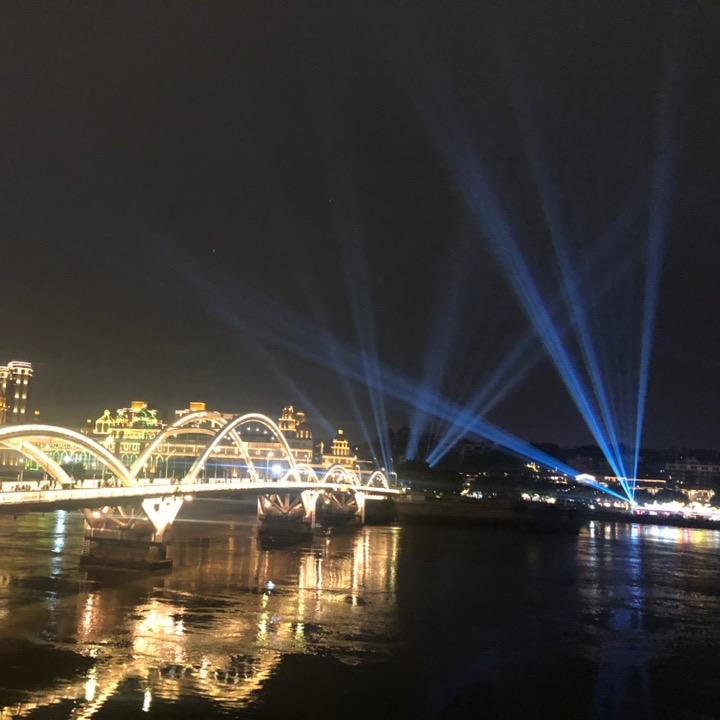 摇摇有惊喜