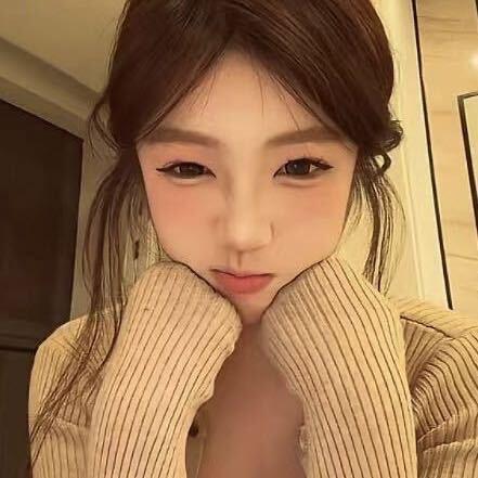 每㐬 ^-^