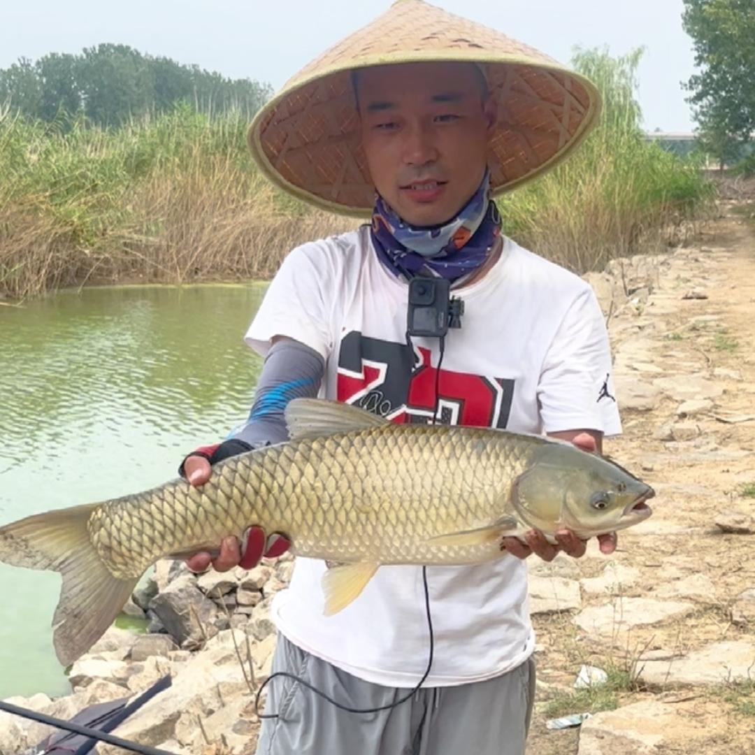 阿勇钓鱼