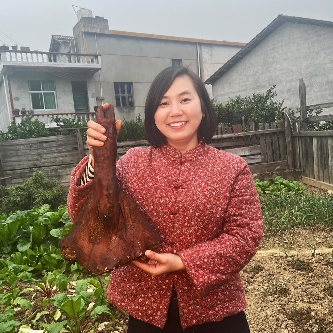 小秋腊味（姐姐）