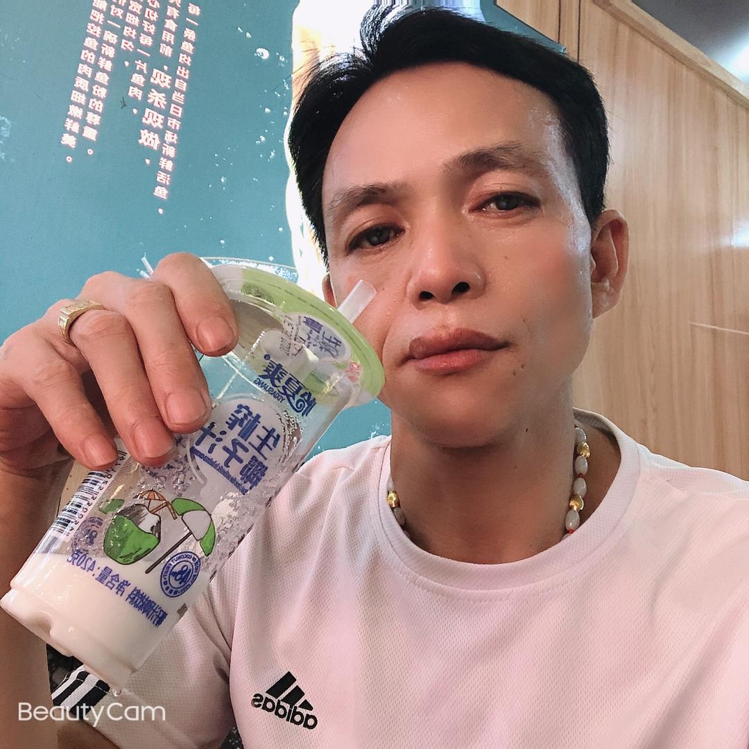 马坡，琦七美食店特色煲仔饭，早餐，中餐，