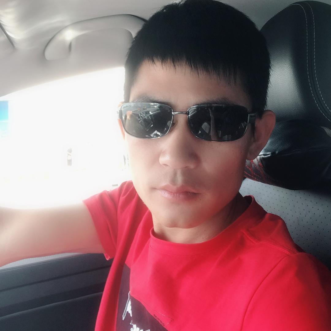 毛胜爱钓鱼