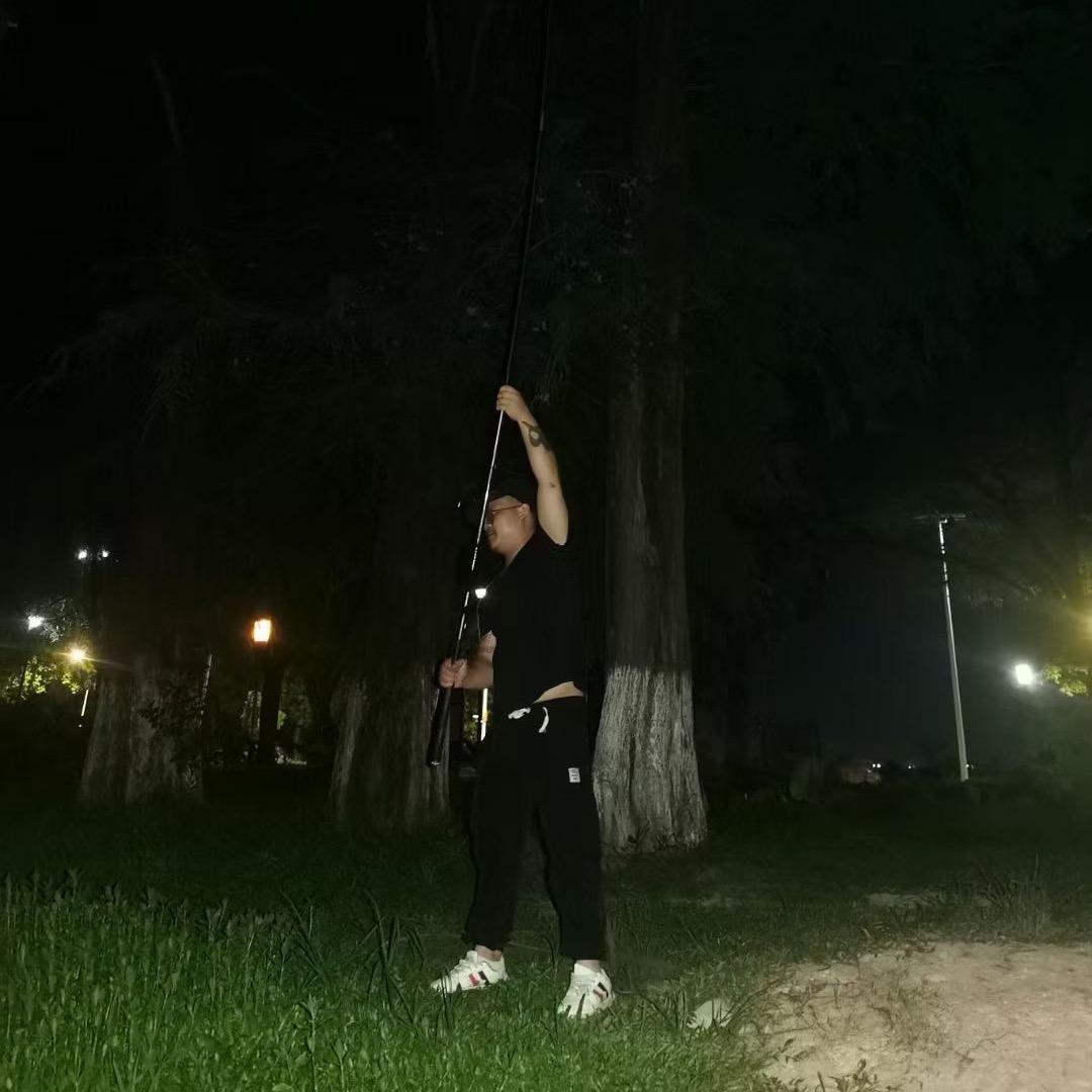 小小钓鱼佬吖