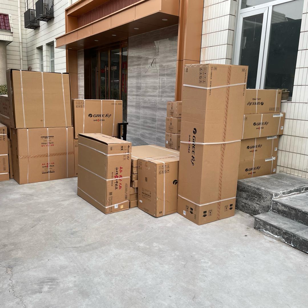 只饮烈酒不谈过往