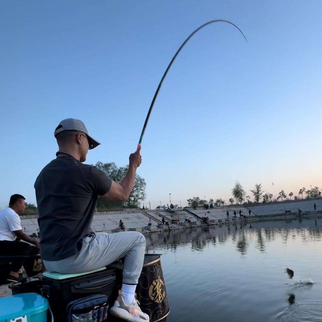 方凯（真实黑坑🎣）