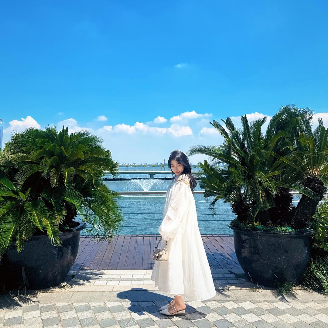 妍妍.