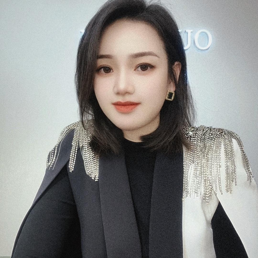 欧悠茵轻奢女装