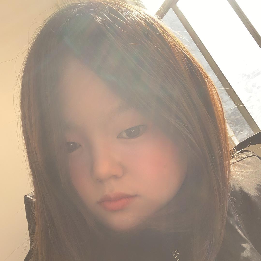 倩月