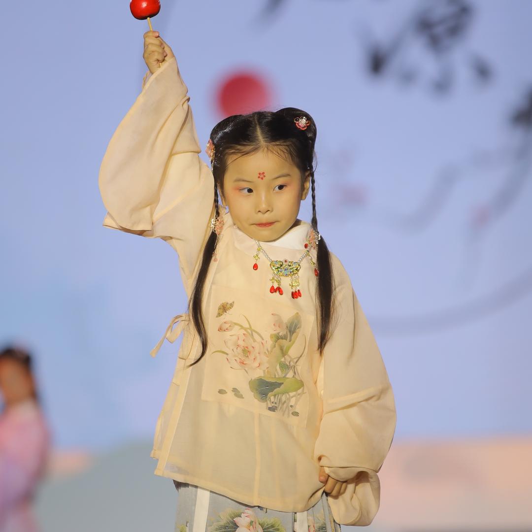 小团子