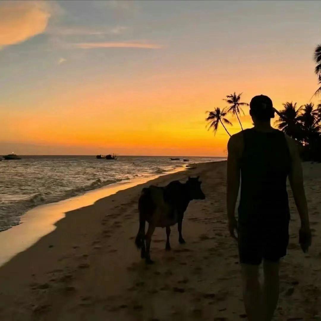 🌈𝑴𝒂𝒓𝒄𝒚