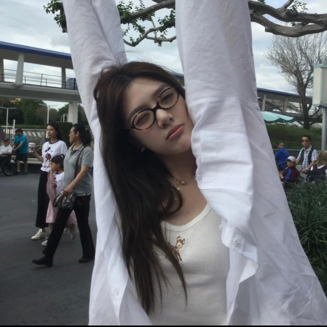 发呆小绵羊.