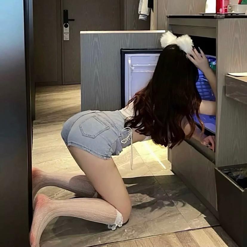 卷卷_
