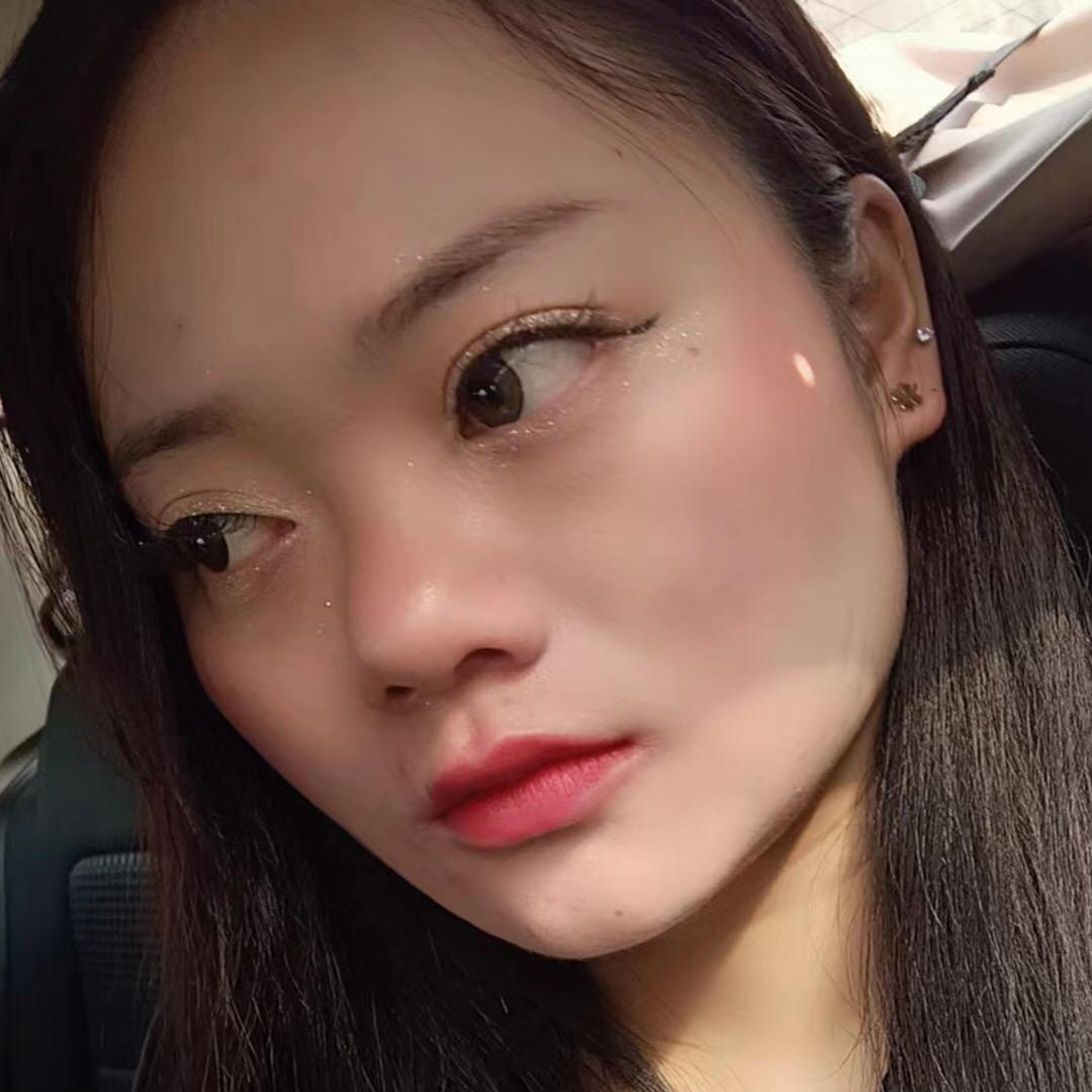 燕子🔥（开心果）
