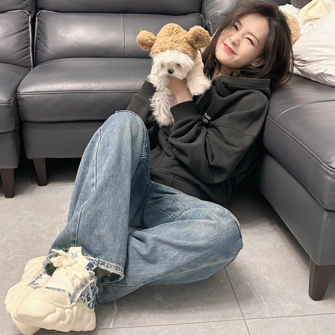 R6文创鞋类专卖店优选