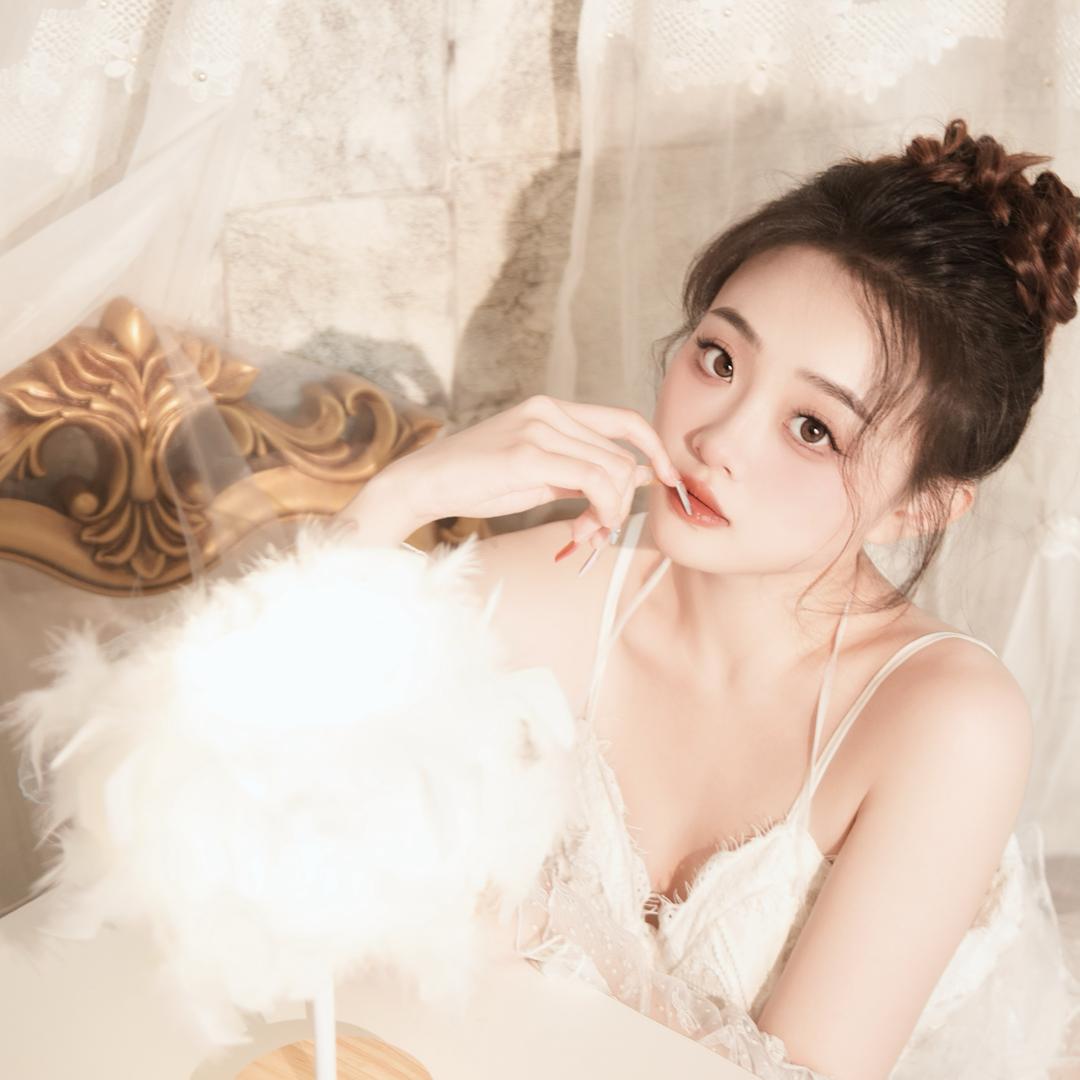 小石不挑食