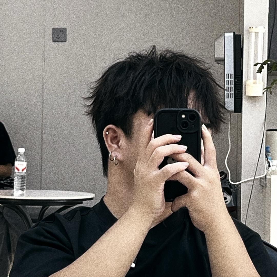 小淼 一个剪老壳的.