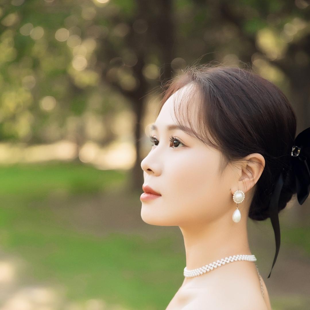 给生活比个✌️叶