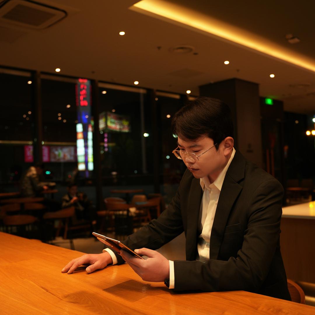 梁老师