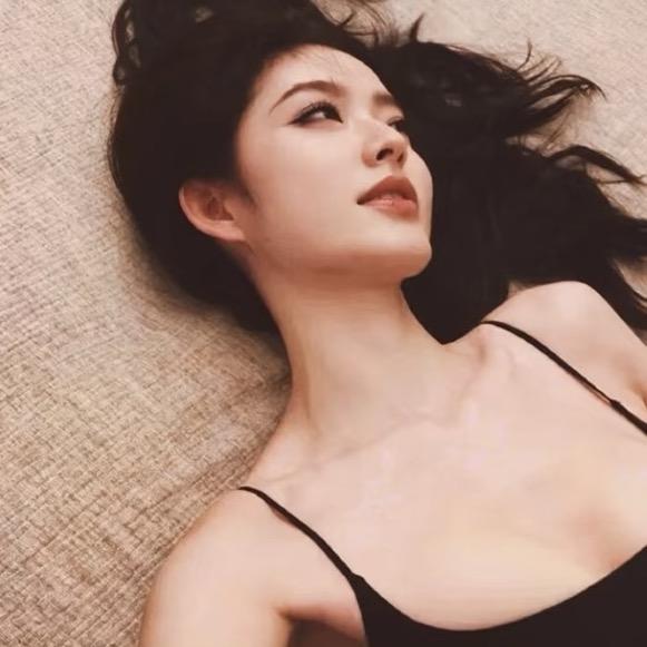 龙虾妹