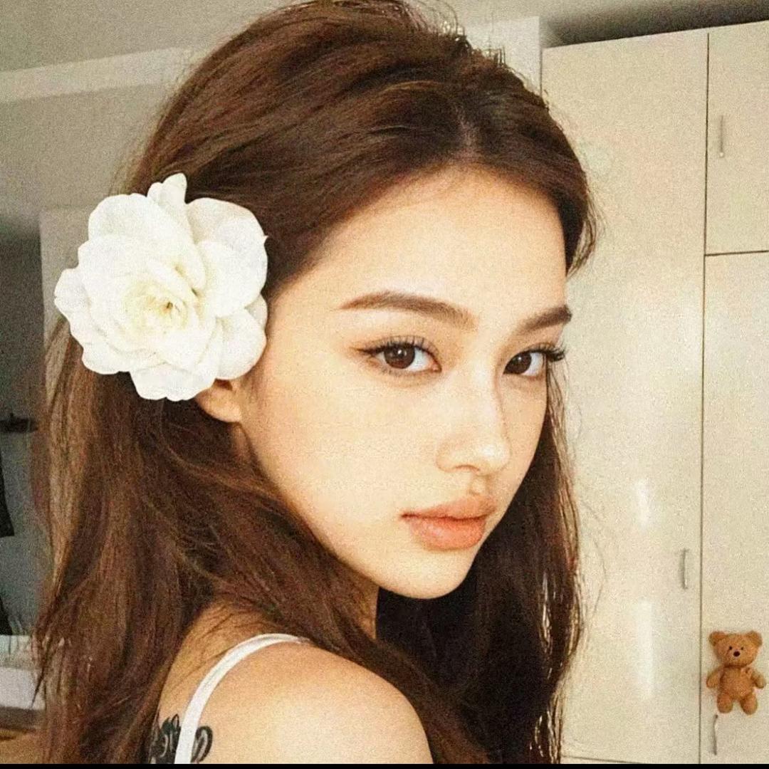 爱看小说的美妈