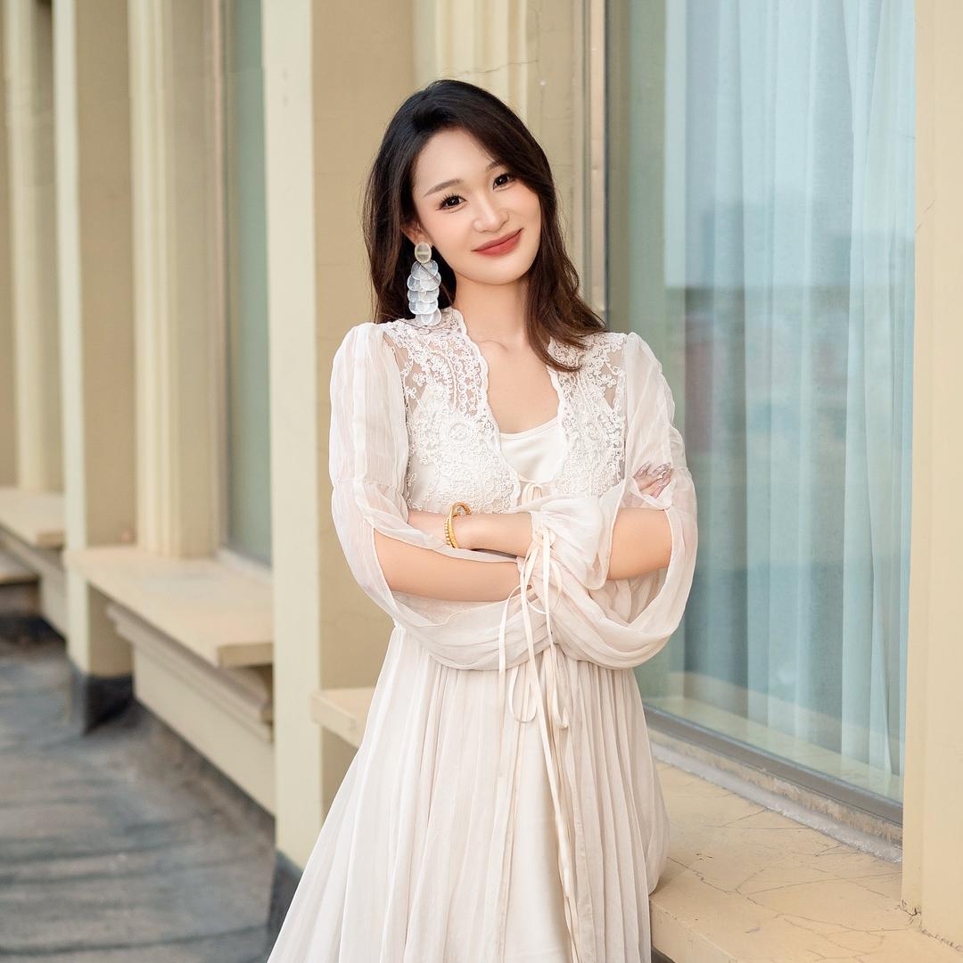 图图老师在济源教主持