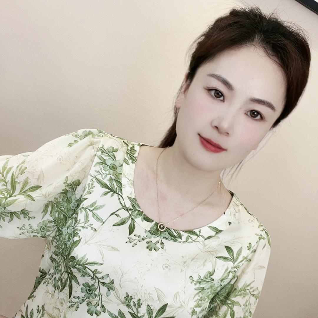 云云精选女装