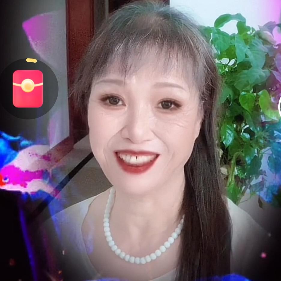 李妍容