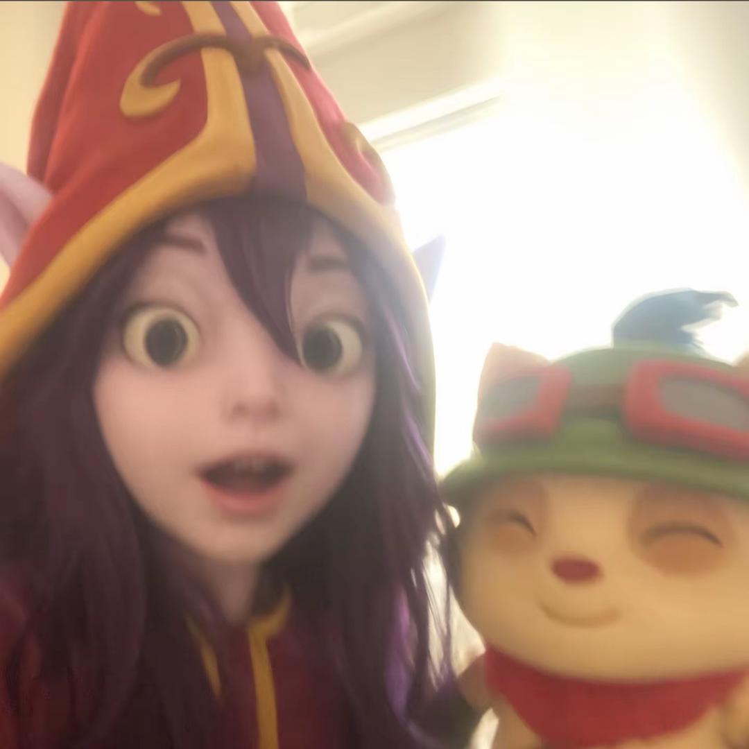 𝘍𝘢𝘤𝘦𝘭𝘦𝘴𝘴