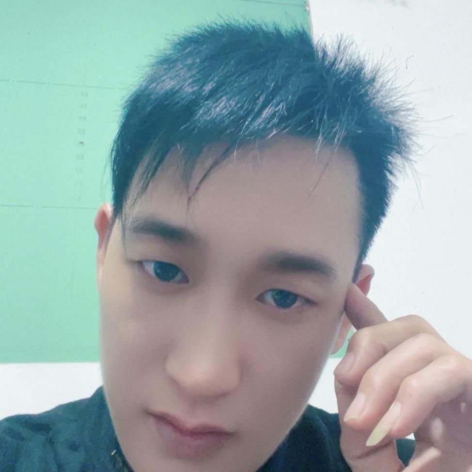 垛朵（每天都好饿）