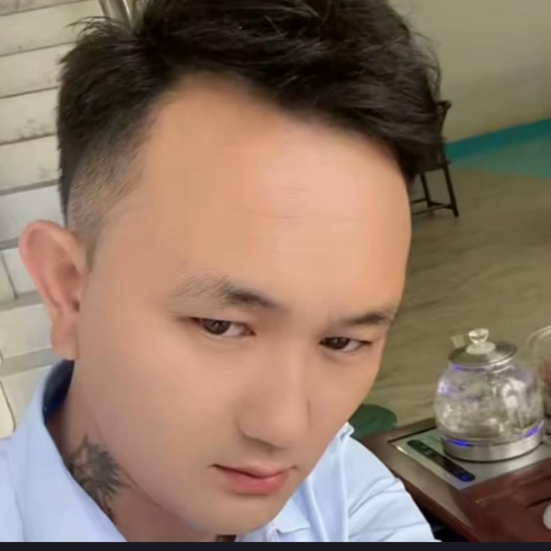 云县小天二手车@疯四