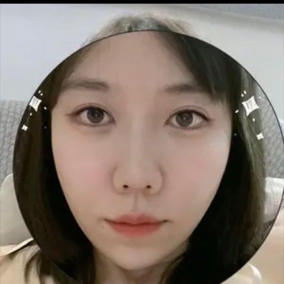 小鹿阿姨