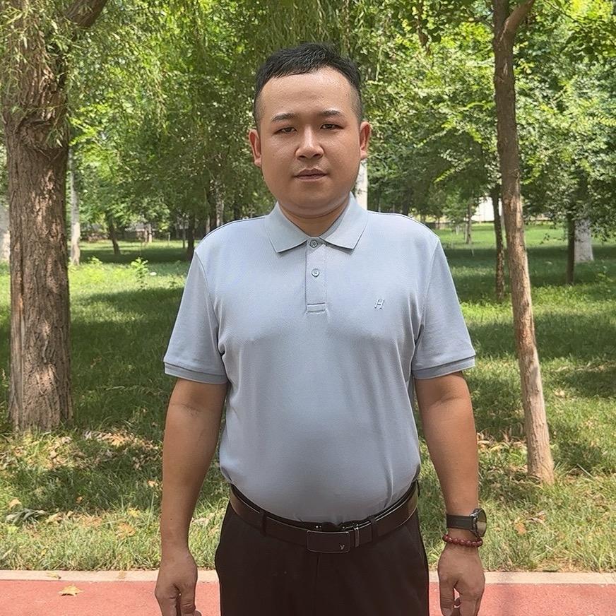 小刘为爱前行