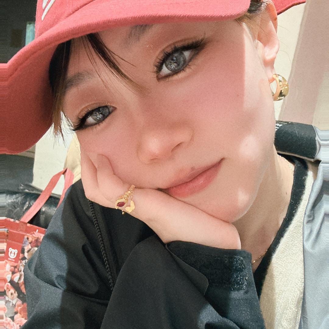 矮小的四眼怪